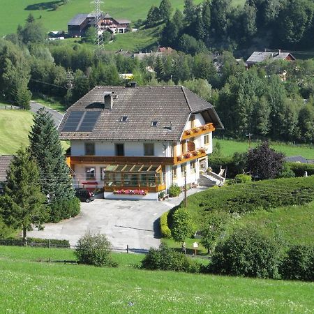 Haus Pfeifenberger Hotell Zederhaus Exteriör bild
